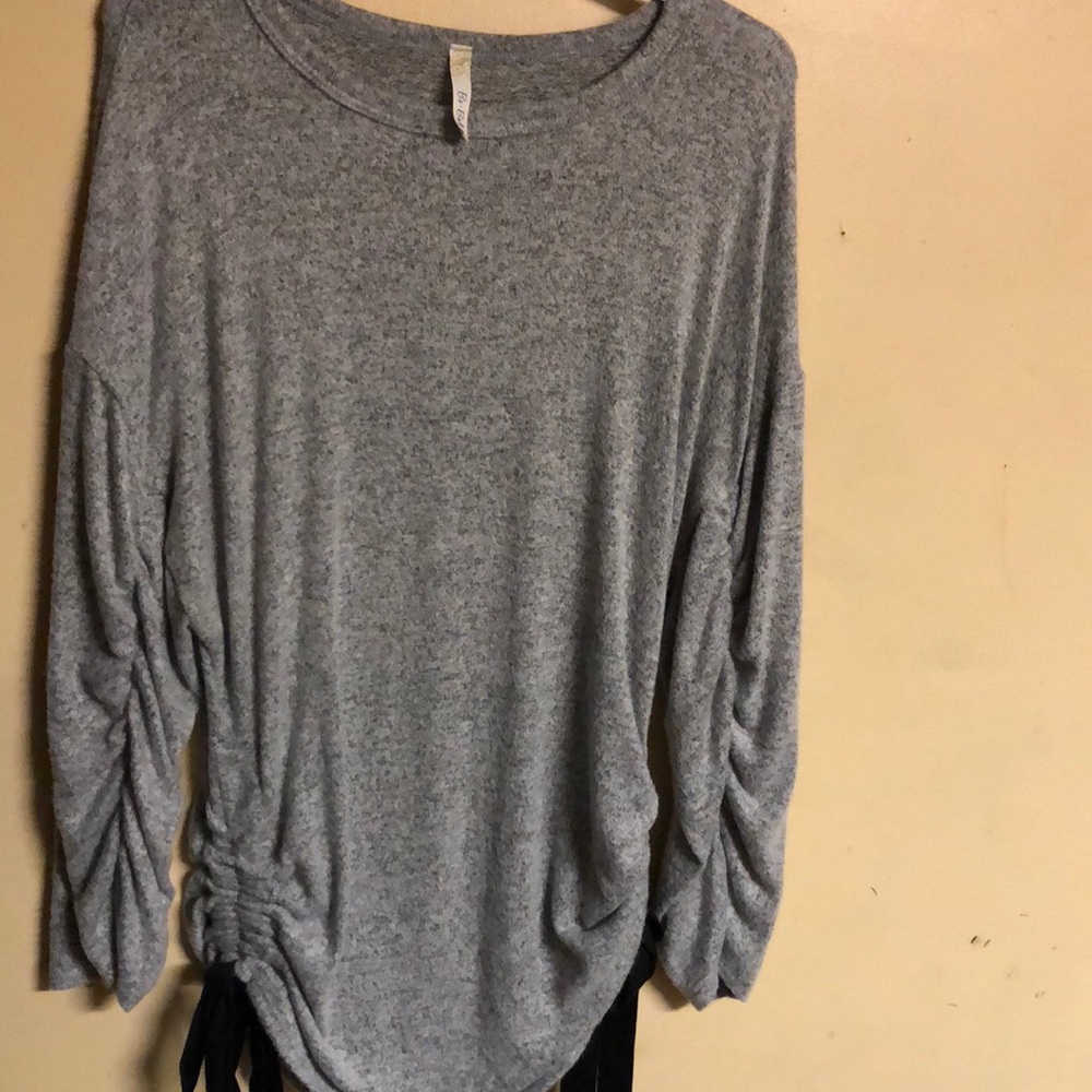 Long sleeve top/sweater